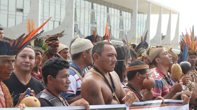 Índios em Brasilia
