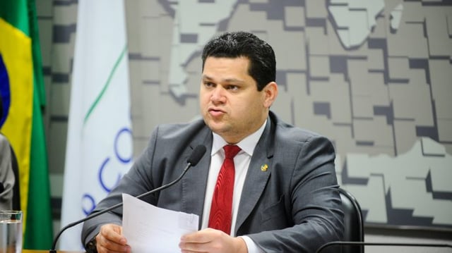 Em pronunciamento, presidente da CDR, senador Davi Alcolumbre (DEM-AP)