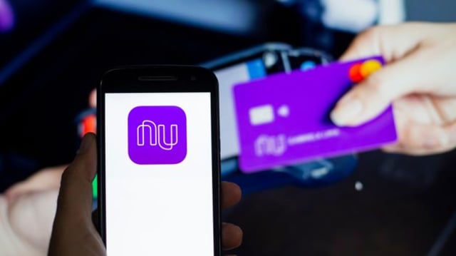 Cartão e aplicativo do Nubank