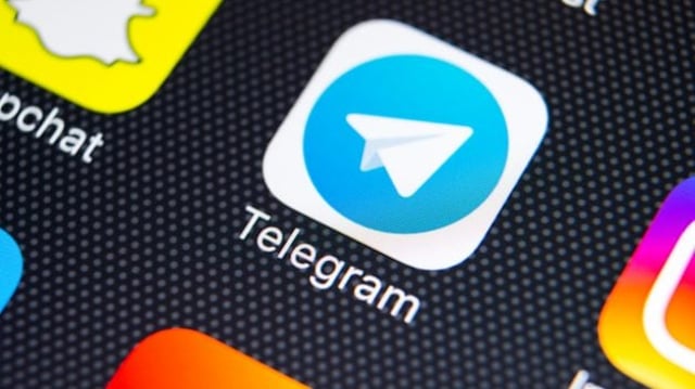 Imagem da tela de um celular com o aplicativo Telegram no foco