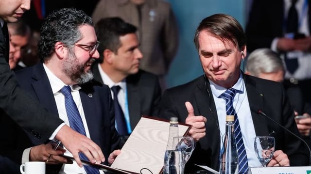 Bolsonaro e Ernesto Araújo