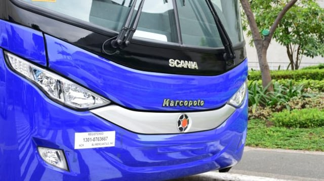 Ônibus com carroceria Marcopolo (POMO4)