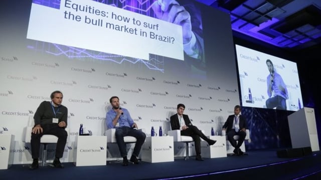 Gestores de fundos em evento do Credit Suisse