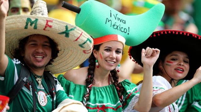 México Fortaleza,,Brazil,-,June,17,,2014:,Mexican,Fans,Celebrating,During