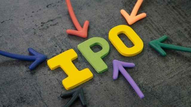 Ipo,,Initial,Public,Offering,Concept,,Colorful,Arrows,Pointing,To,The