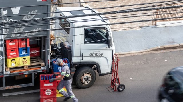 Caminhão Ambev