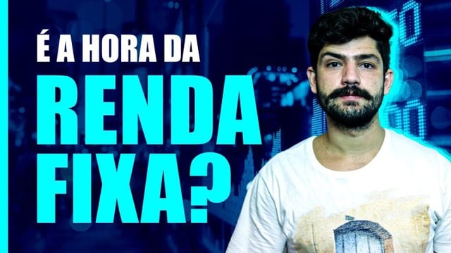 thumbnail do vídeo. analista Diego Bleinroth em um fundo azul e os dizeres É A HORA DE INVESTIR EM RENDA FIXA?