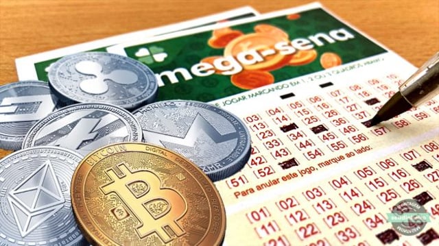 Arte com volantes das Mega-Sena e moedas simbolizando criptoativos