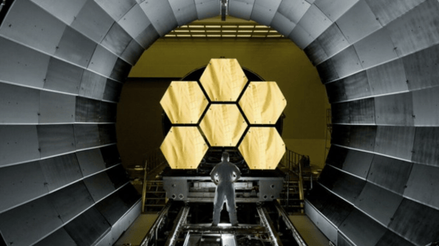 O telescópio James Webb, lançado hoje pela Nasa