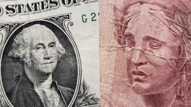 Montagem com uma cédula de dólar, à esquerda, e uma de real, à direita, simbolizando a taxa de câmbio