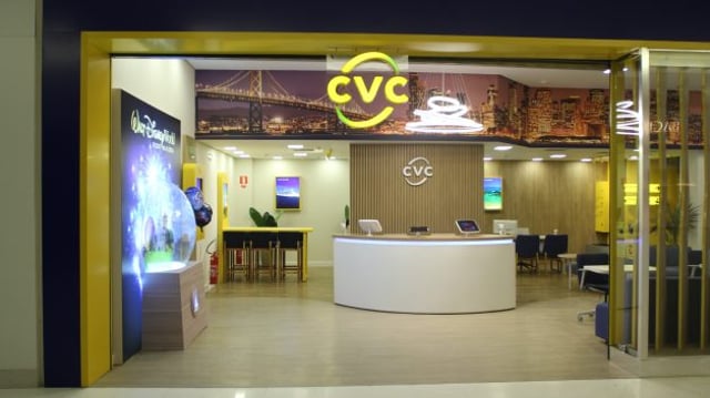 Fachada da loja CVC Corp