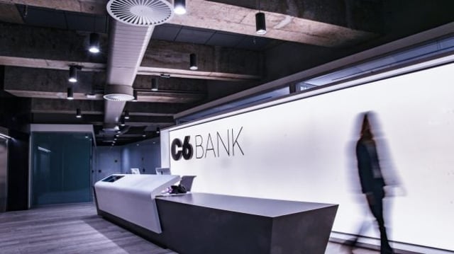foto da sede do banco digital C6 Bank; estágio