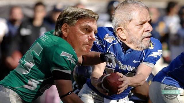 Montagem com Lula e Bolsonaro jogando futebol americano