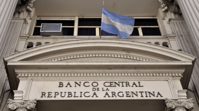 Imagem do Banco Central da República da Argentina (BCRA) instituição elevou os juros para 69,5%