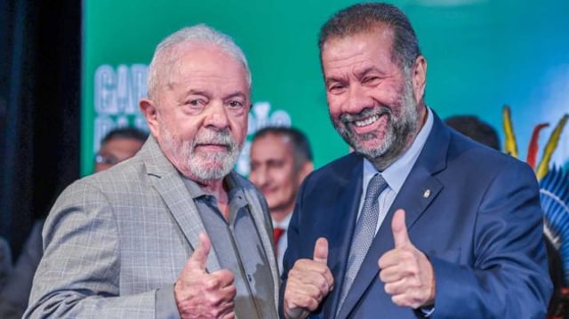 Lula nomeou Carlos Lupi ministro da Previdência