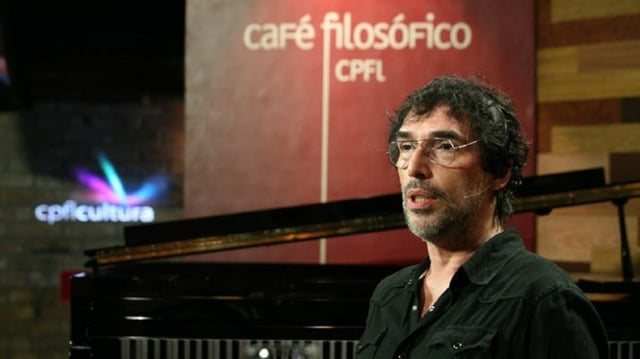Foto do cantor Lobão durante participação no Café Filosófico CPFL, em 2009