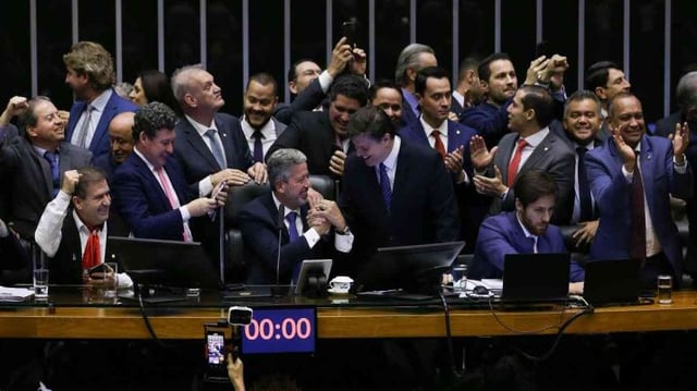 Brasília (DF) 06/07/2023 Comemoração da aprovação em primeiro turno da Reforma Tributária na Câmara dos Deputados.  Foto Lula Marques/ Agência Brasil.