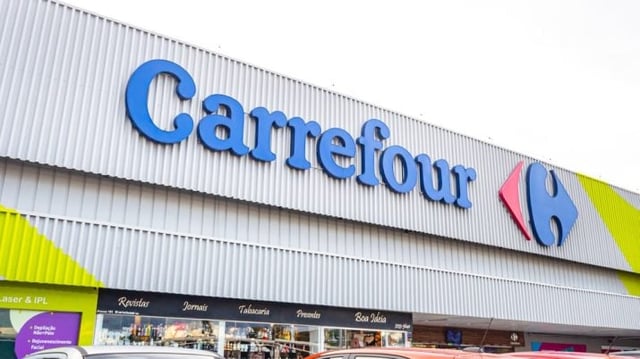 Fachada de loja do Carrefour (CRFB3)