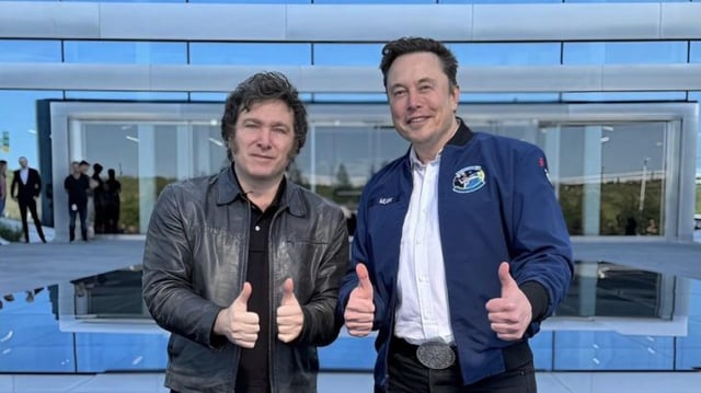 Fotografia do presidente da Argentina, Javier Milei, e Elon Musk