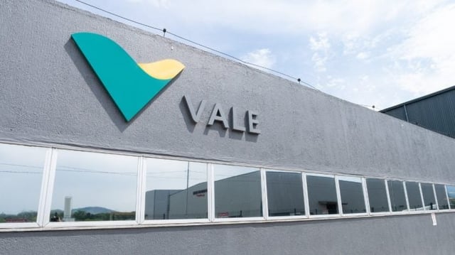 Vale Xerém - RJ - CTSS (Centro Tecnológico de Soluções Sustentáveis).Foto da Fachada com a logo da Vale (VALE3) em destaque.