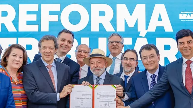 Presidente da República, Luiz Inácio Lula da Silva, durante cerimônia de sanção do Projeto de Lei Complementar nº 68/2024 de regulamentação da Reforma Tributária, no Palácio do Planalto