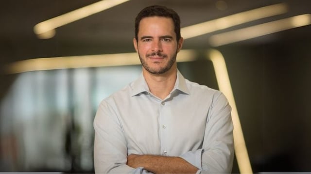 Ricardo Paixão, CFO da MRV, de braços cruzados