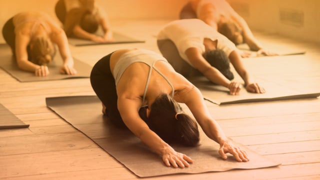 Hot yoga é tendência, mas requer atenção