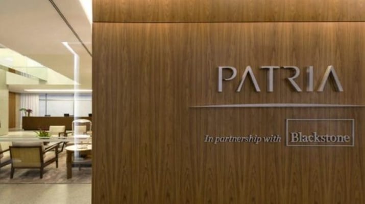 Entrada do escritório da Pátria Investments | Fundos imobiliários PATC11 VBI Real Estate