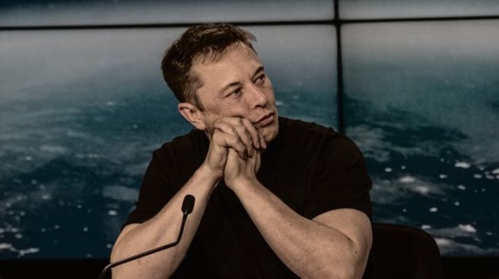Elon Musk, CEO da Tesla e atual homem mais rico do mundo, compra participação no Twitter