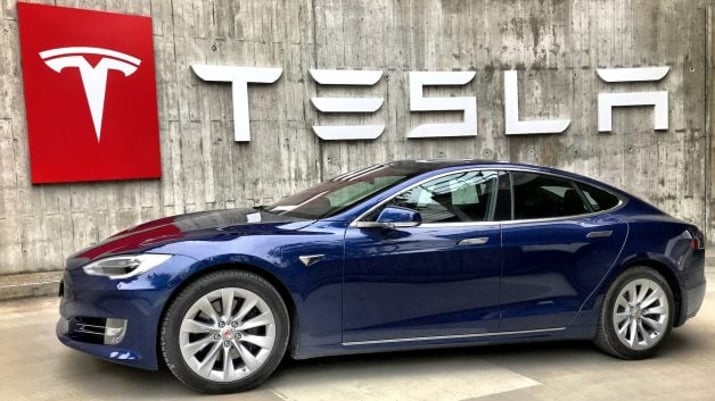Tesla, carro elétrico, elon musk