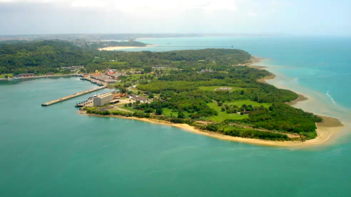 Foto da base naval de Aratu, Bahia