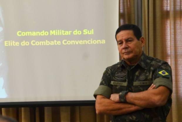 General Hamilton Mourão