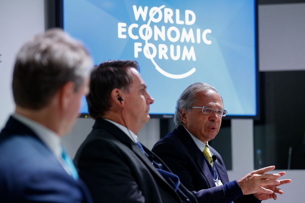 Paulo Guedes fala no Fórum Econômico Mundial, em Davos