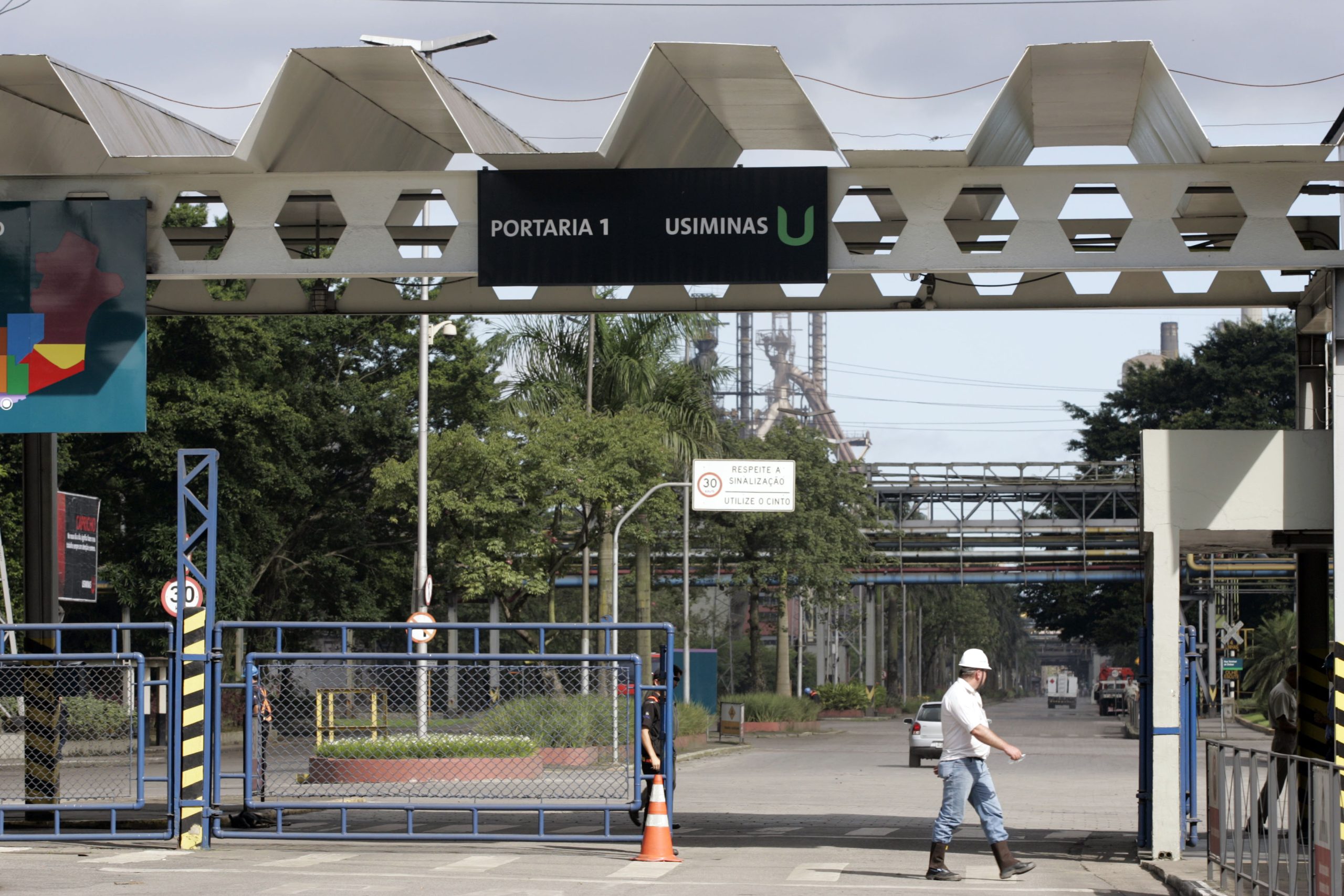 Portaria Usiminas em Cubatão, na baixada santista