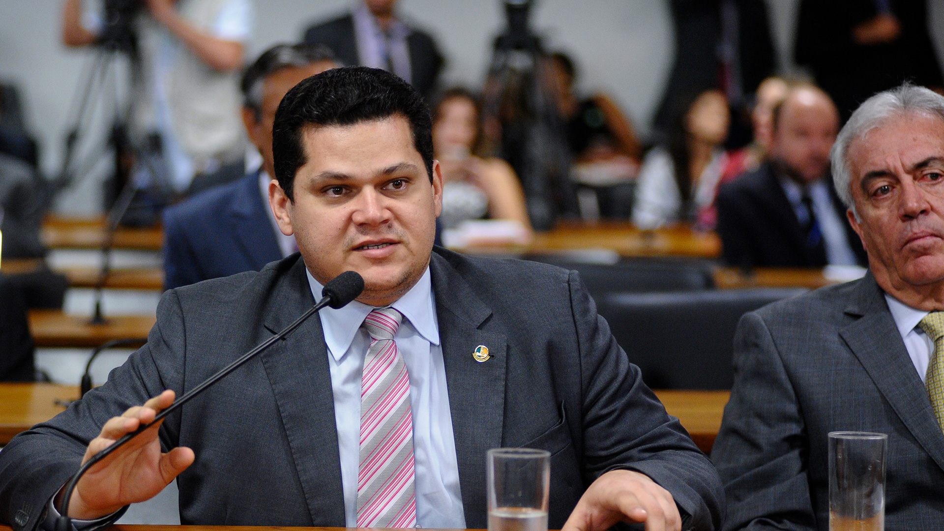 Em pronunciamento, senador Davi Alcolumbre (DEM-AP)