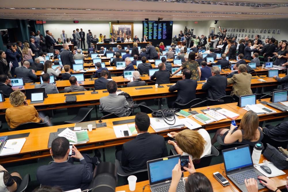 Reunião da CCJ da Câmara