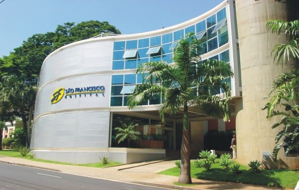Fachada do Hospital São Francisco, em Ribeirão Preto (SP)