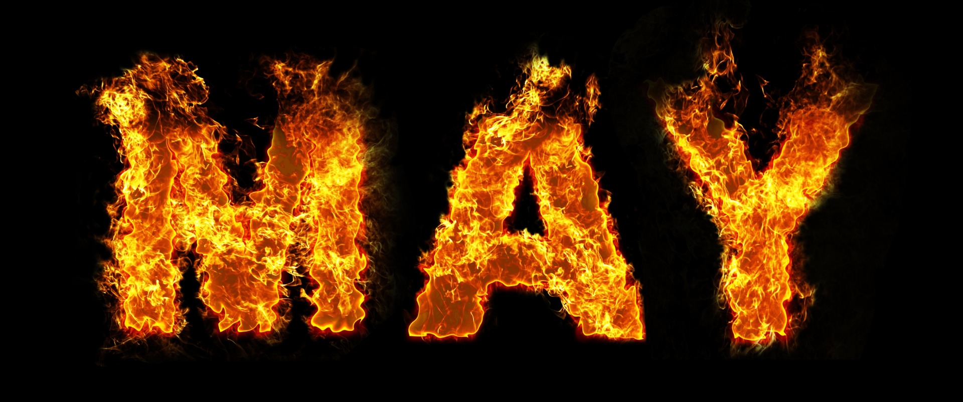 Letras em chamas formam a palavra "maio", em inglês