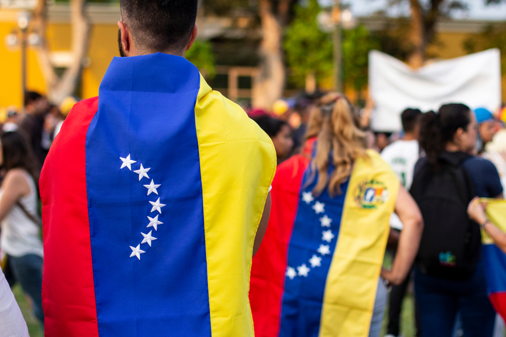 Venezuelanos durante protestos na Venezuela