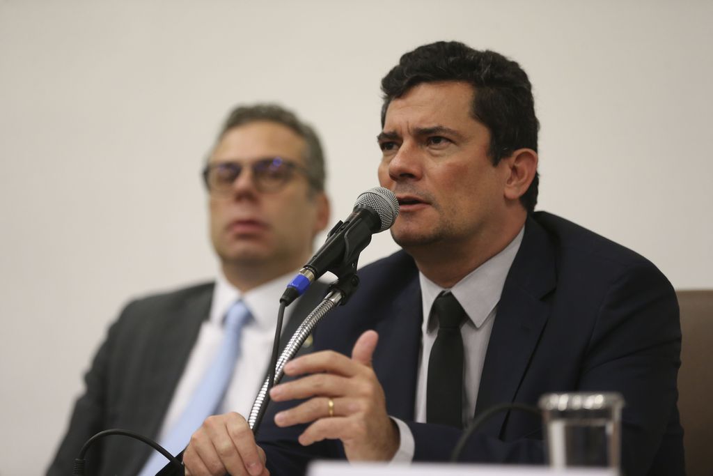 O ministro da Justiça e Segurança Pública, Sergio Moro e o secretário Nacional do Consumidor, Luciano Timm