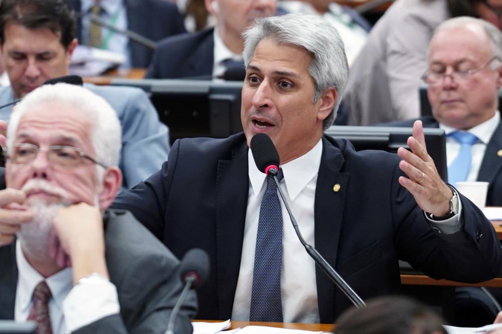 Molon oposição