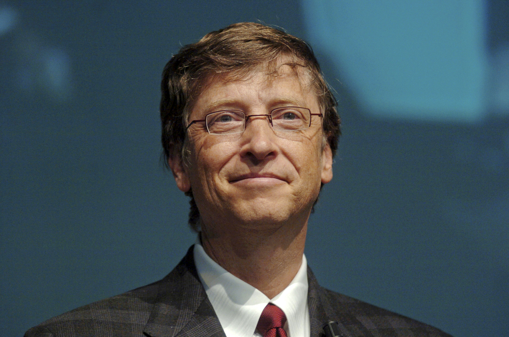 Bill Gates perde do melhor jogador de xadrez do mundo em 71 segundos -  TecMundo