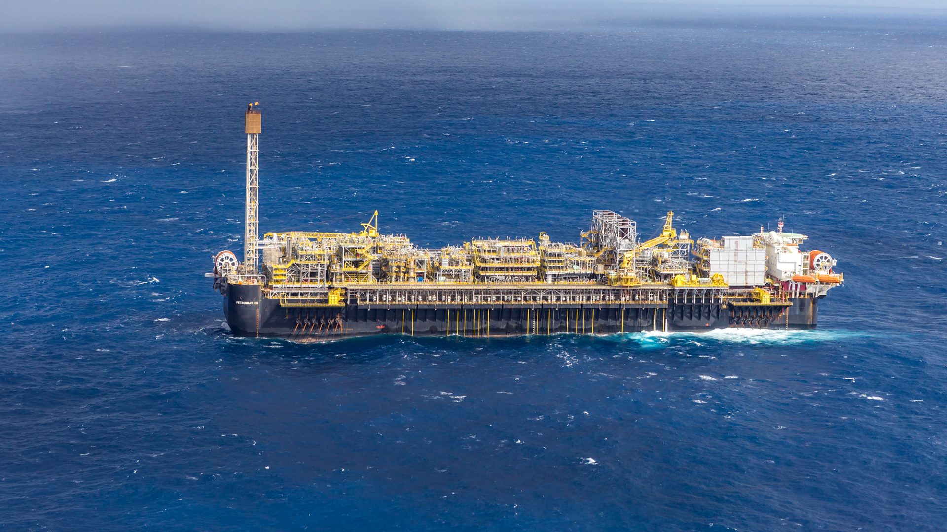 Plataforma P-66 da Petrobras