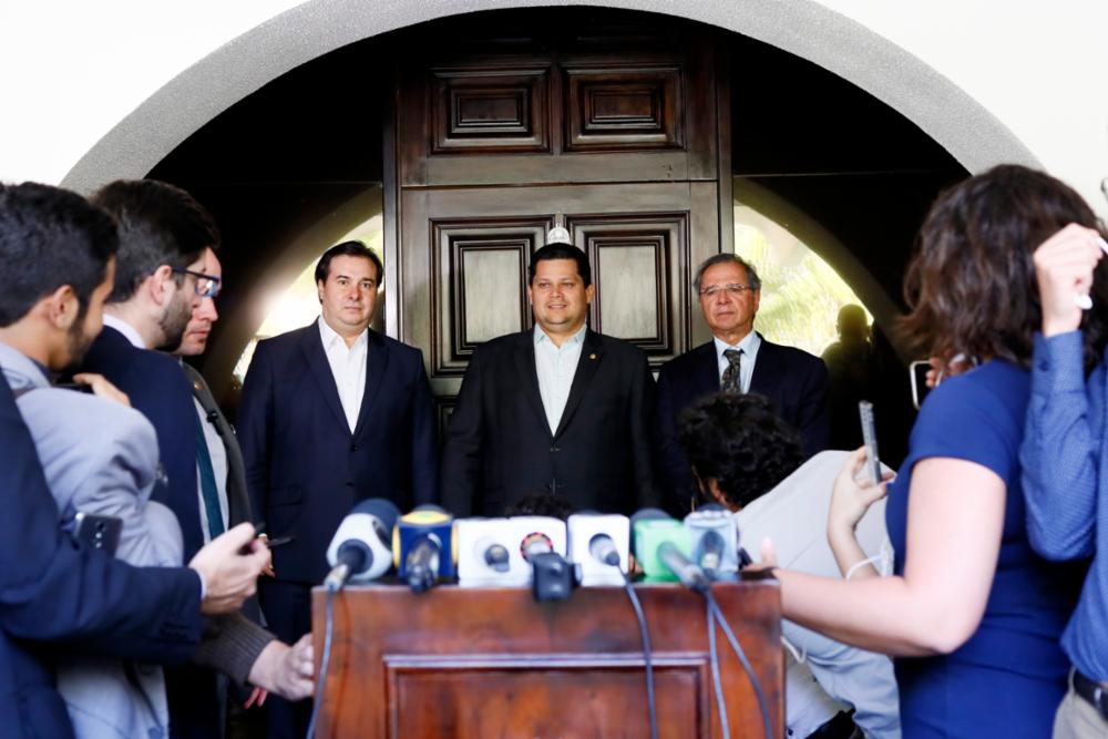 Rodrigo Maia, Davi Alcolumbre e Paulo Guedes