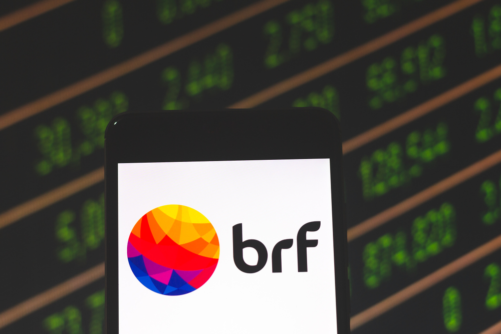 BRF (BRFS3) aprova oferta de 325 milhões de ações e abre caminho para o controle da Marfrig (MRFG3); entenda