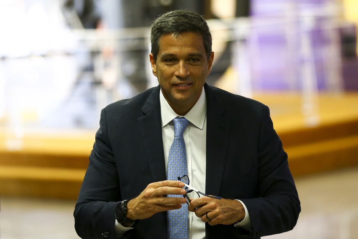 Roberto campos neto, presidente do Banco Central, entidade que mexe na Selic, a taxa básica de juros
