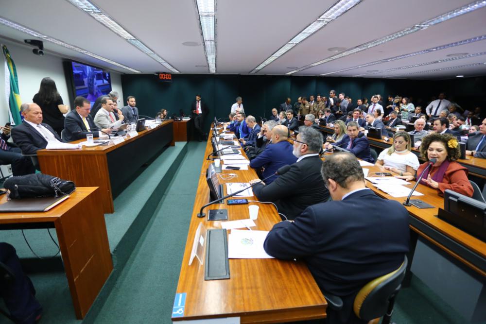 Comissão Especial sobre a reforma da Previdência dos militares