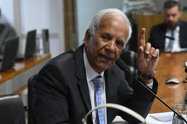 Senador Oriovisto Guimarães
