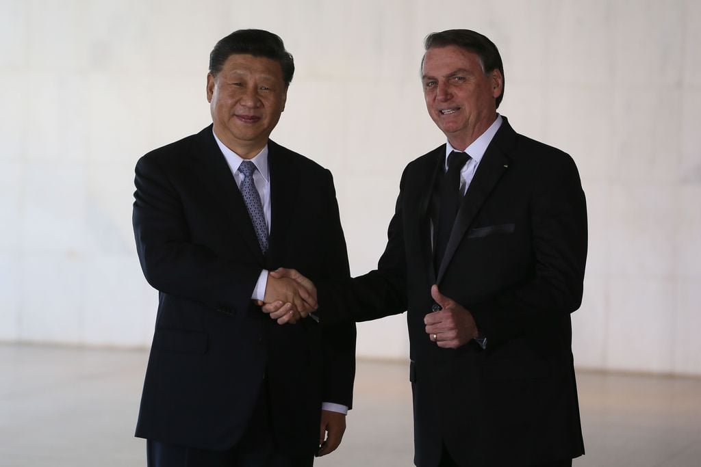Jair Bolsonaro e Xi Jingping em encontro dos Brics