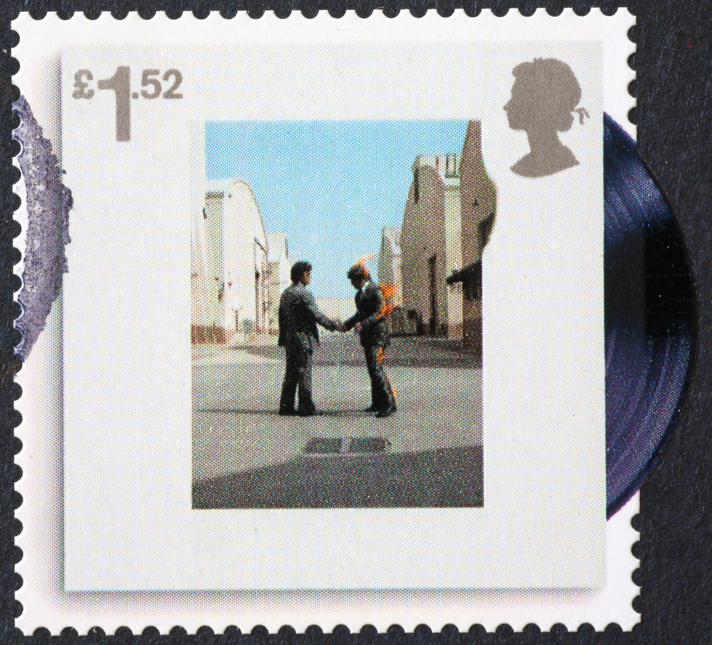 Capa do disco "Wish you were here", do Pink Floyd, em um selo